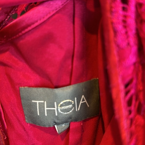 Theia fuschia sleeveless dress size 2 - Picture 2 of 3